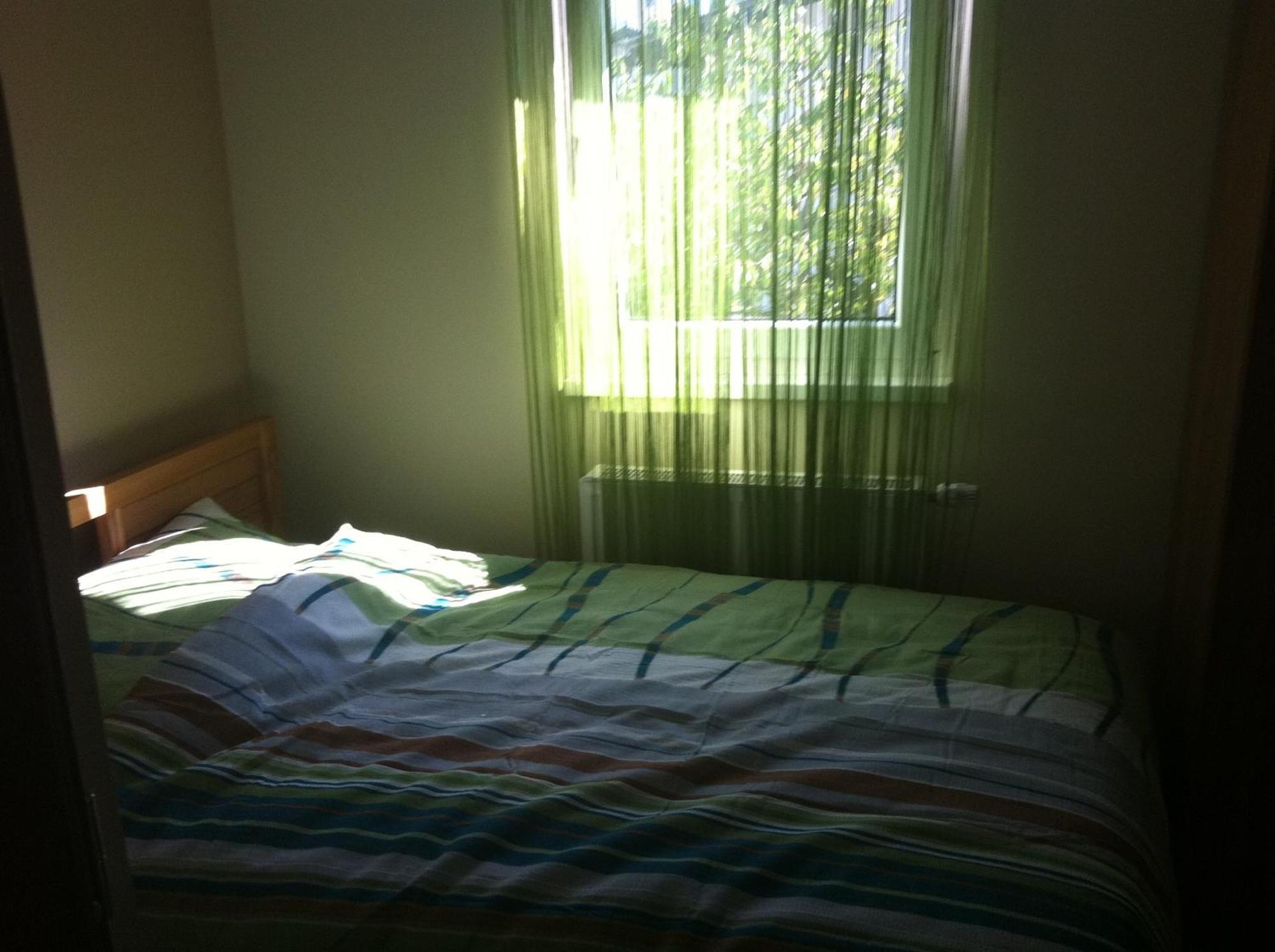 Petrovče Hostel Plus Caffe מראה חיצוני תמונה